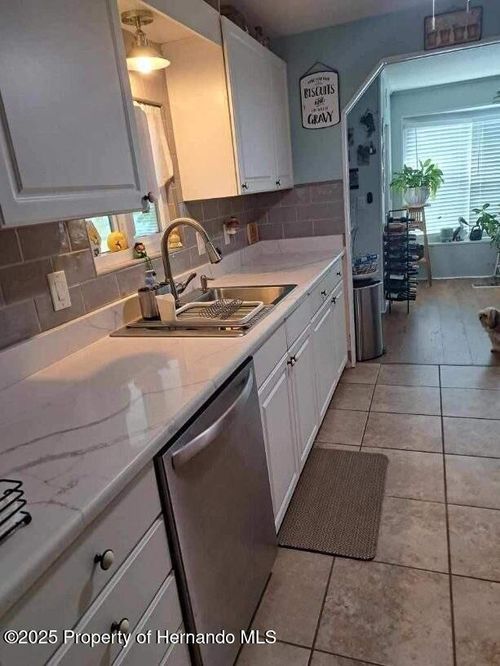 14305 Nectarine St, Brooksville, FL, 34613-5951 | Card Image