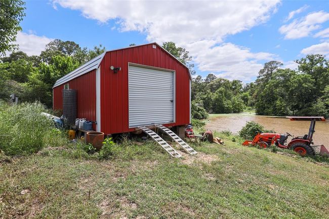 341 Coco Loop, Home with 0 bedrooms, 0 bathrooms and null parking in Pointblank TX | Image 21