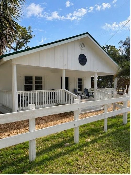 23 SE Se 217th St, Suwannee, FL, 32692 | Card Image
