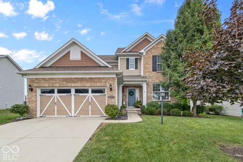 15975 Viking Meadows Dr, Westfield, IN, 46074-7746 | Card Image