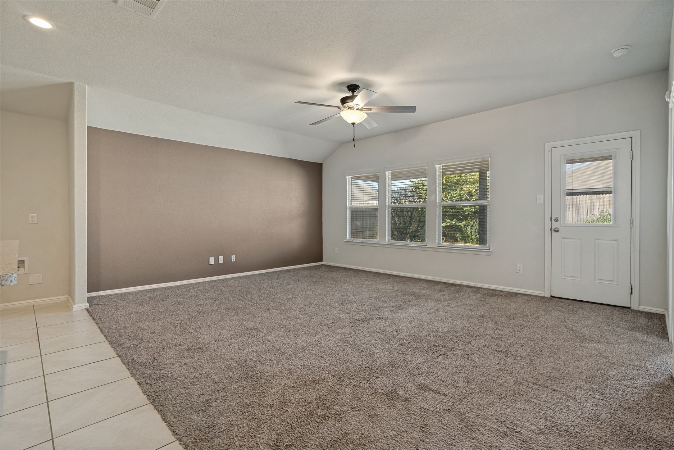 Residential in Crowley 4