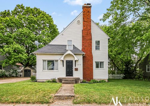 2419 Winfield Ave Sw, Wyoming, MI, 49519-2152 | Card Image