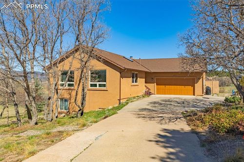 660 Harness Rd, Monument, CO, 80132-8563 | Card Image