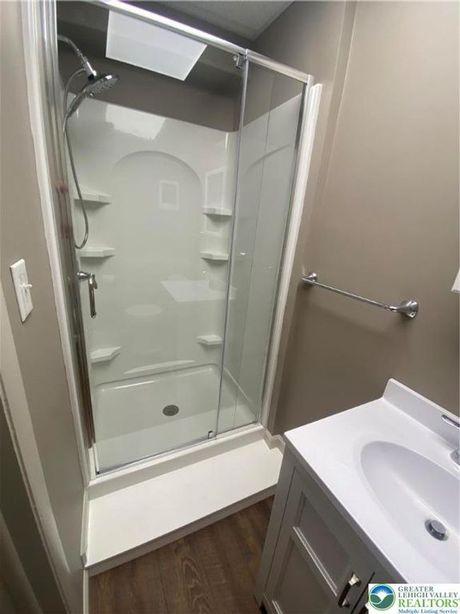 1657 Pen Argyl Rd, House other with 3 bedrooms, 2 bathrooms and null parking in Pen Argyl PA | Image 15