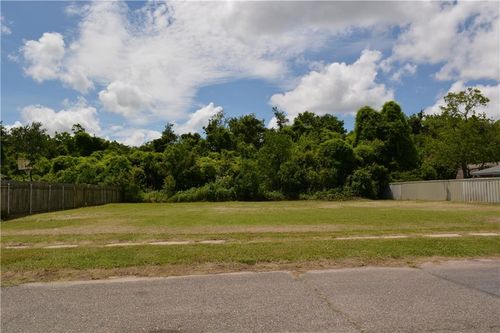 3124 Munster Blvd, Meraux, LA, 70075-2011 | Card Image
