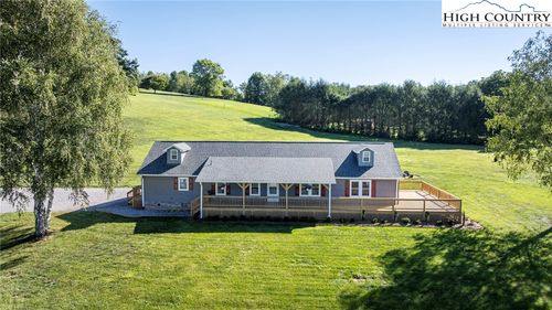 101 Beau Rivage Dr, Crumpler, NC, 28617-9687 | Card Image