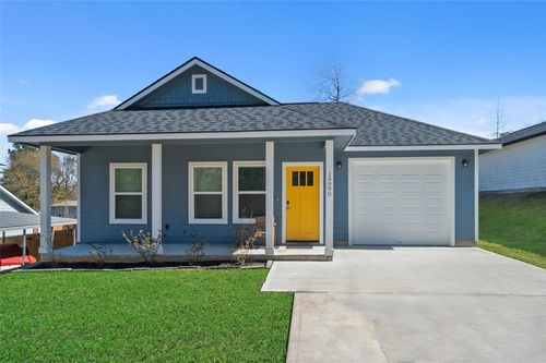 14990 Indian Hill Trl, Willis, TX, 77378-3656 | Card Image