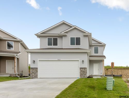 7925 N 94th St, Omaha, NE, 68122-1346 | Card Image