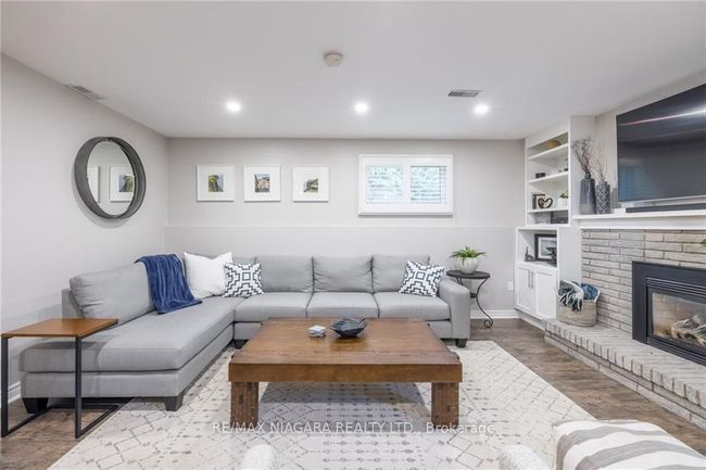 7863 Trackview St, House other with 3 bedrooms, 2 bathrooms and 2 parking in Niagara Falls ON | Image 26