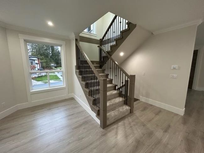 13633 Blaney Road, House other with 5 bedrooms, 4 bathrooms and 4 parking in Maple Ridge BC | Image 11