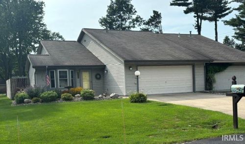1501 Pine Ridge Ct, Elkhart, IN, 46514-6930 | Card Image