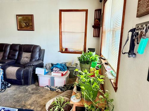 723 Se Avenue H, Idabel, OK, 74745-7611 | Card Image