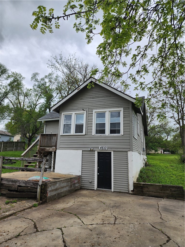 9th St, Des Moines, IA 50315