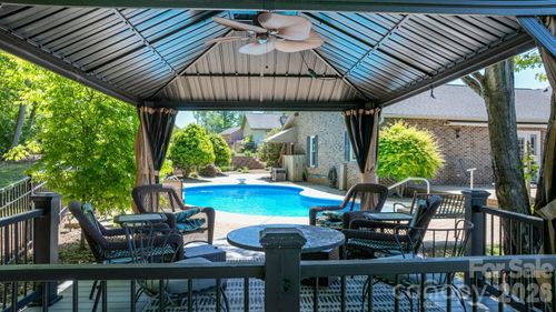 4946 Butner Dr, Hickory, NC, 28602-7140 | Card Image