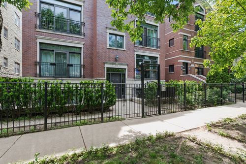 3s-4831 Winthrop Ave, Chicago, IL, 60640-4496 | Card Image
