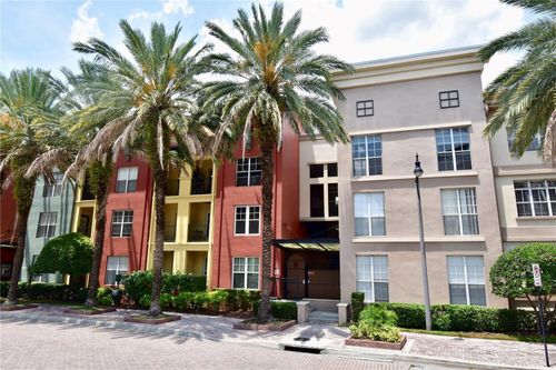 417-2402 W Azeele St, TAMPA, FL, 33609-3369 | Card Image