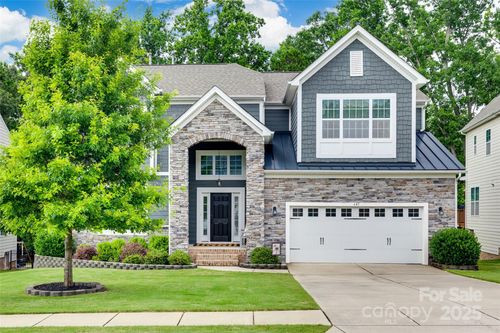 645 Brookhaven Dr, Fort Mill, SC, 29708-0093 | Card Image