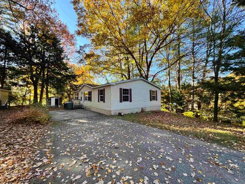 50 Willow Circle, Hartford, VT, 05001 | Card Image