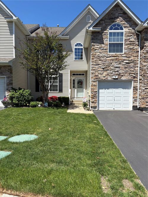 5 Mantack Path, Kings Park, NY, 11754-4558 | Card Image