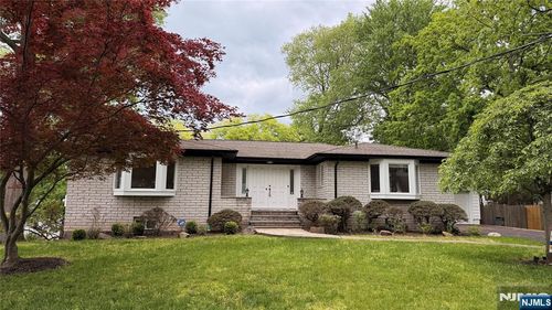 25 3rd St, Norwood, NJ, 07648-1536 | Card Image