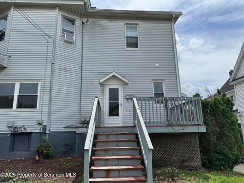 2-500 Dudley St, Dunmore, PA, 18512-2720 | Card Image
