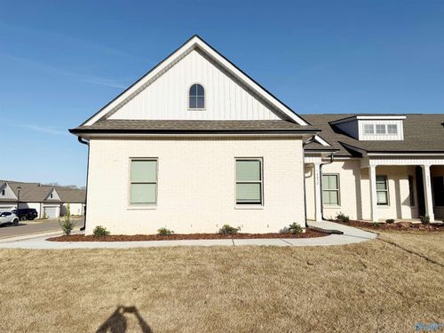 6057 Gardner Maples Dr, Owens Cross Roads, AL, 35763-4813 | Card Image