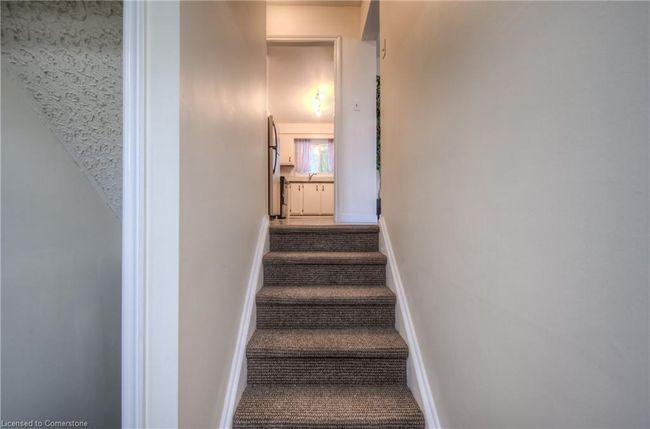 7 - 206 Green Valley Dr, Townhouse with 3 bedrooms, 2 bathrooms and 1 parking in Kitchener ON | Image 5