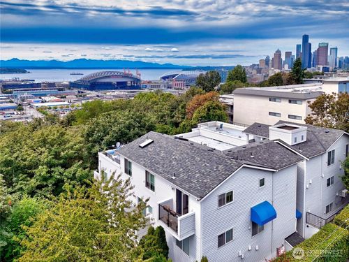 apt-201-1729 12th Ave S, Seattle, WA, 98144-4167 | Card Image