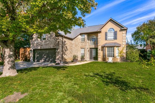 2708 Ponderosa Pine Dr, Flower Mound, TX, 75028-3638 | Card Image