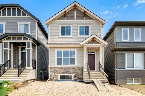 23 Magnolia St Se, Calgary, AB, T3M4C8 | Card Image