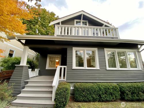 7012 16th Ave Ne, Seattle, WA, 98115-5735 | Card Image