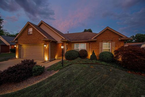638 Greendale Court, Evansville, IN, 47711 | Card Image