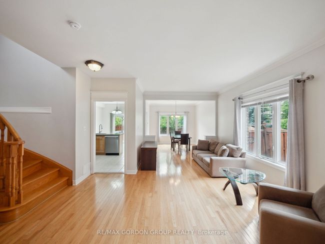62 Macedonia Crt, House other with 4 bedrooms, 4 bathrooms and 2 parking in Newmarket ON | Image 4