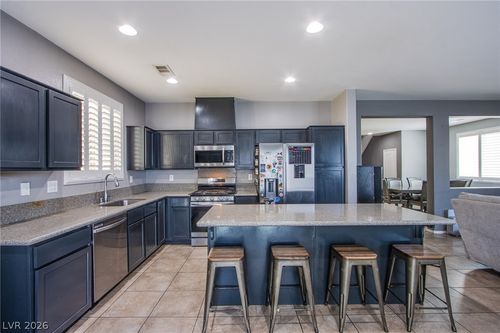 10633 Mount Blackburn Ave, Las Vegas, NV, 89166-5052 | Card Image