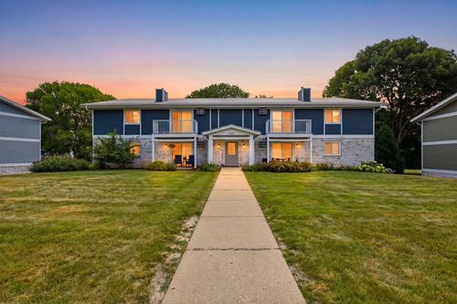 302-7429 Old Sauk Road, Madison, WI, 53717 | Card Image