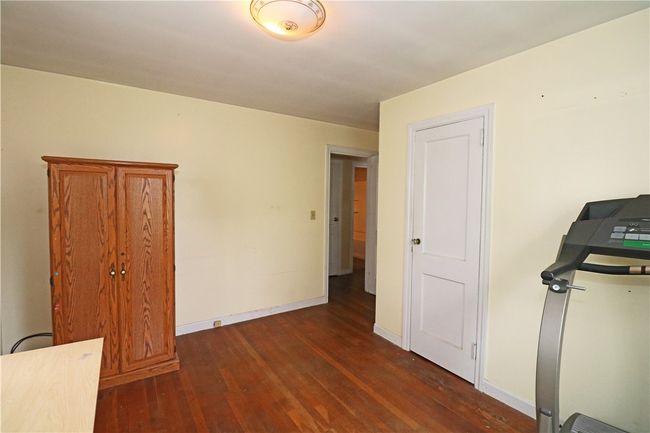 23 Sherman Ln, House other with 6 bedrooms, 3 bathrooms and 6 parking in Middletown RI | Image 26