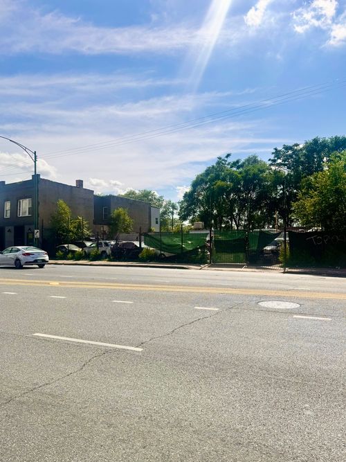 618 S Cicero Ave, Chicago, IL, 60644-5112 | Card Image