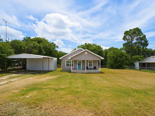 180 Trail Dr, Bowie, TX, 76230-6312 | Card Image