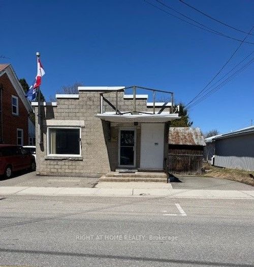 8 Main St, Elgin, ON, K0G1E0 | Card Image