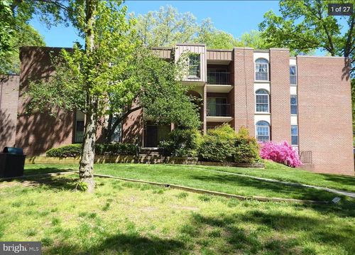 apt-14-3310 Woodburn Village Dr, ANNANDALE, VA, 22003-6849 | Card Image