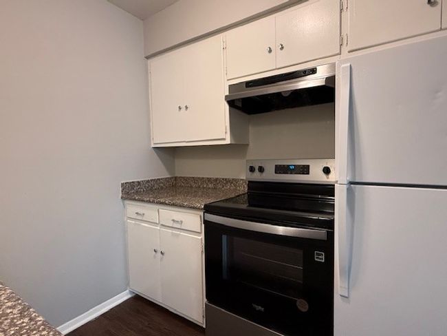 APT-110 - 5004 Live Oak St, Condo with 2 bedrooms, 1 bathrooms and null parking in Dallas TX | Image 8