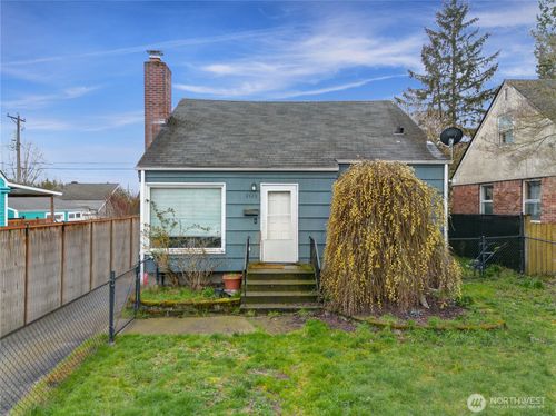 3120 S 17th St, Tacoma, WA, 98405-2422 | Card Image