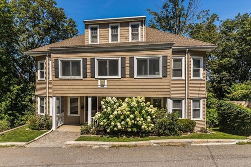 38-38 Hood St, Newton, MA, 02458-2441 | Card Image