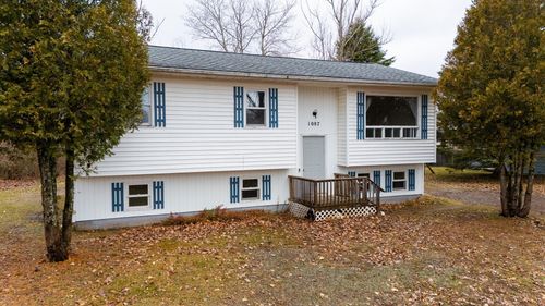 {{alt}} | Card Image