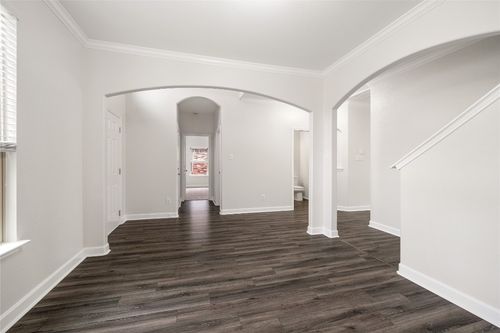 111 Colthorpe Ln, Hutto, TX, 78634-3352 | Card Image