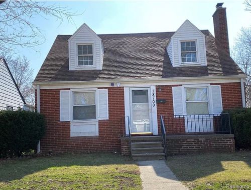 18700 Kingsville St, Detroit, MI, 48225-2138 | Card Image