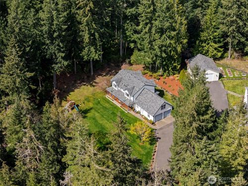 5623 Nw Millglade Ln, Bremerton, WA, 98312-9104 | Card Image