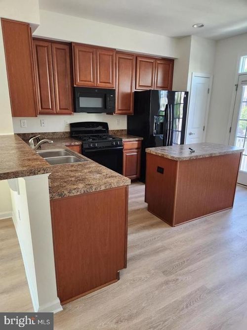 1 Stevens Ct, SOMERDALE, NJ, 08083-3007 | Card Image