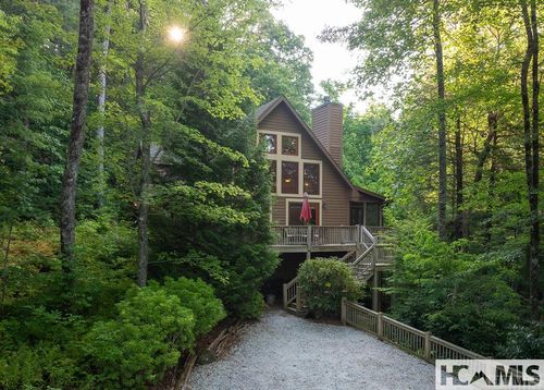 28 E Forest Way, Highlands, NC, 28741-8395 | Card Image