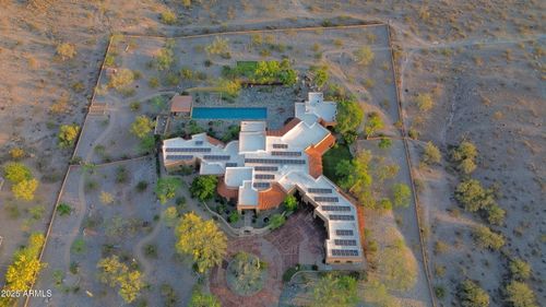 8903 N Arroya Grande Dr, Phoenix, AZ, 85028-5338 | Card Image